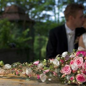 fwthumbwedding - flowers - in Cornwall - Flowertime Florist - -weddingflowersinCornwall 1682x1141.jpg